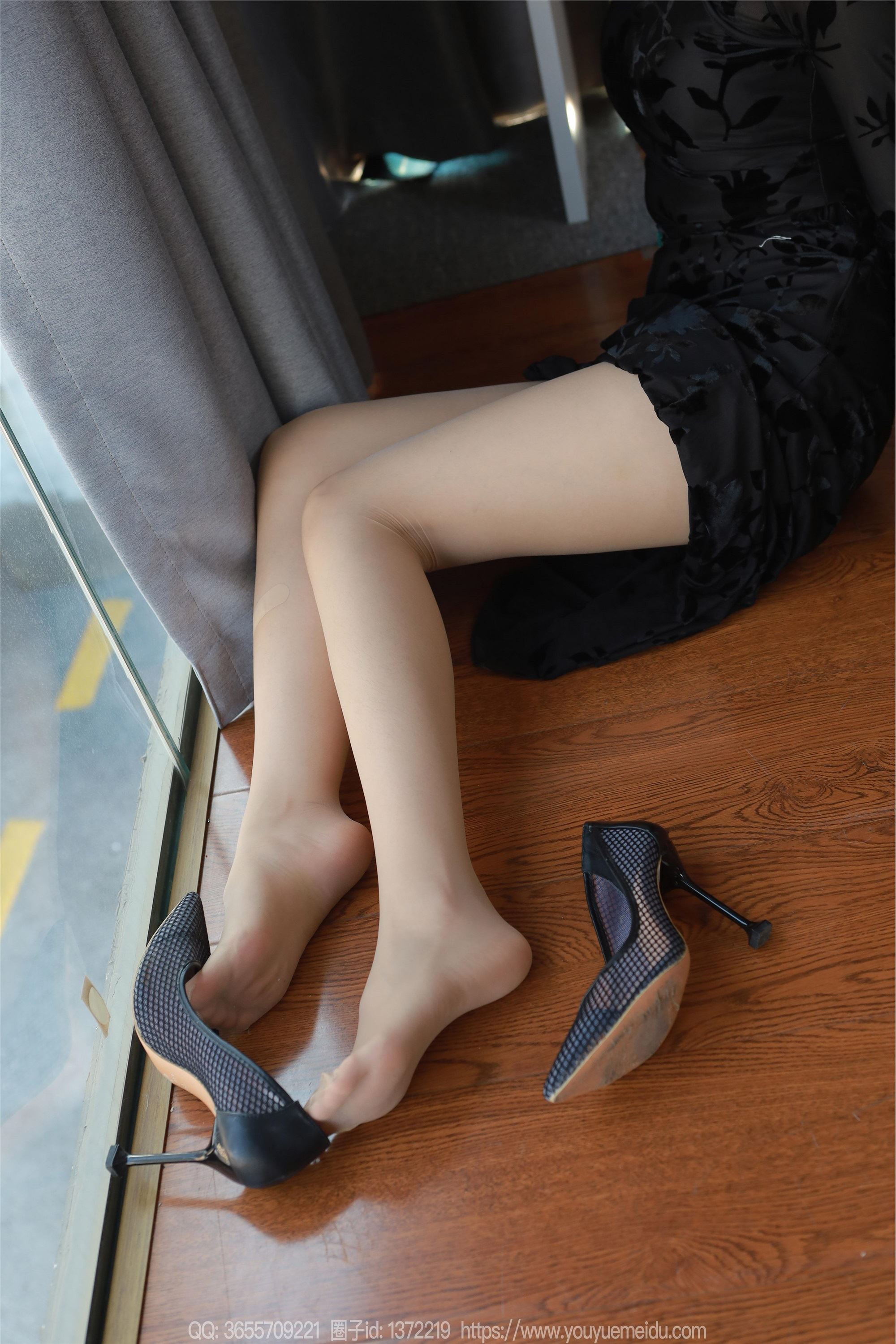 IESS异思趣向  2024.04.10 丝享家 1712 小金《高叉旗袍》